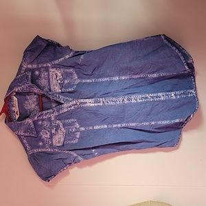 Cumberland outfitters denim floral blouse